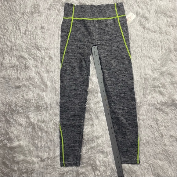 Activewear Leggings - Picture 3 of 7